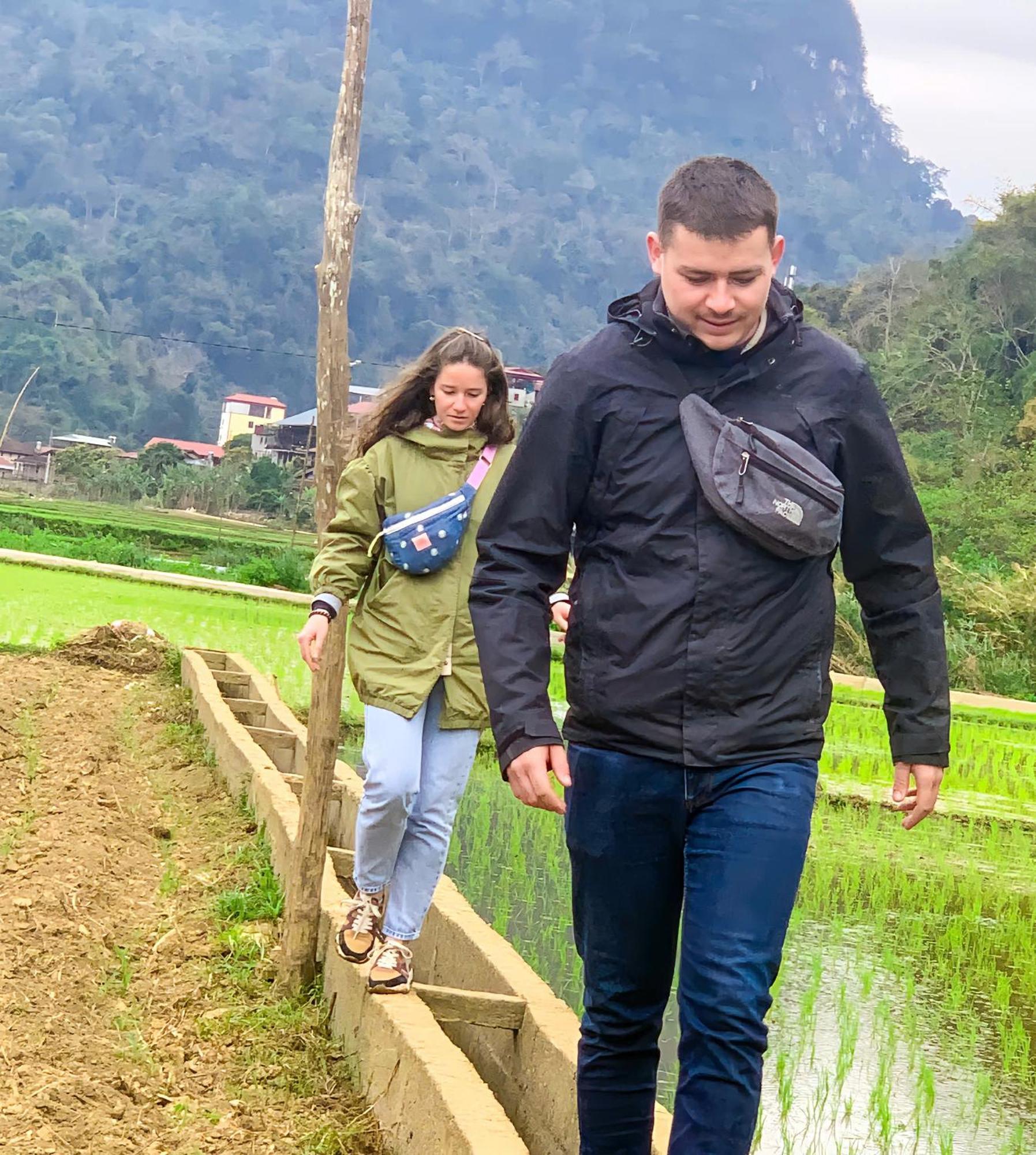 Duy Tuyen Ba Be Homestay Free Bbq Bac Kan Eksteriør bilde