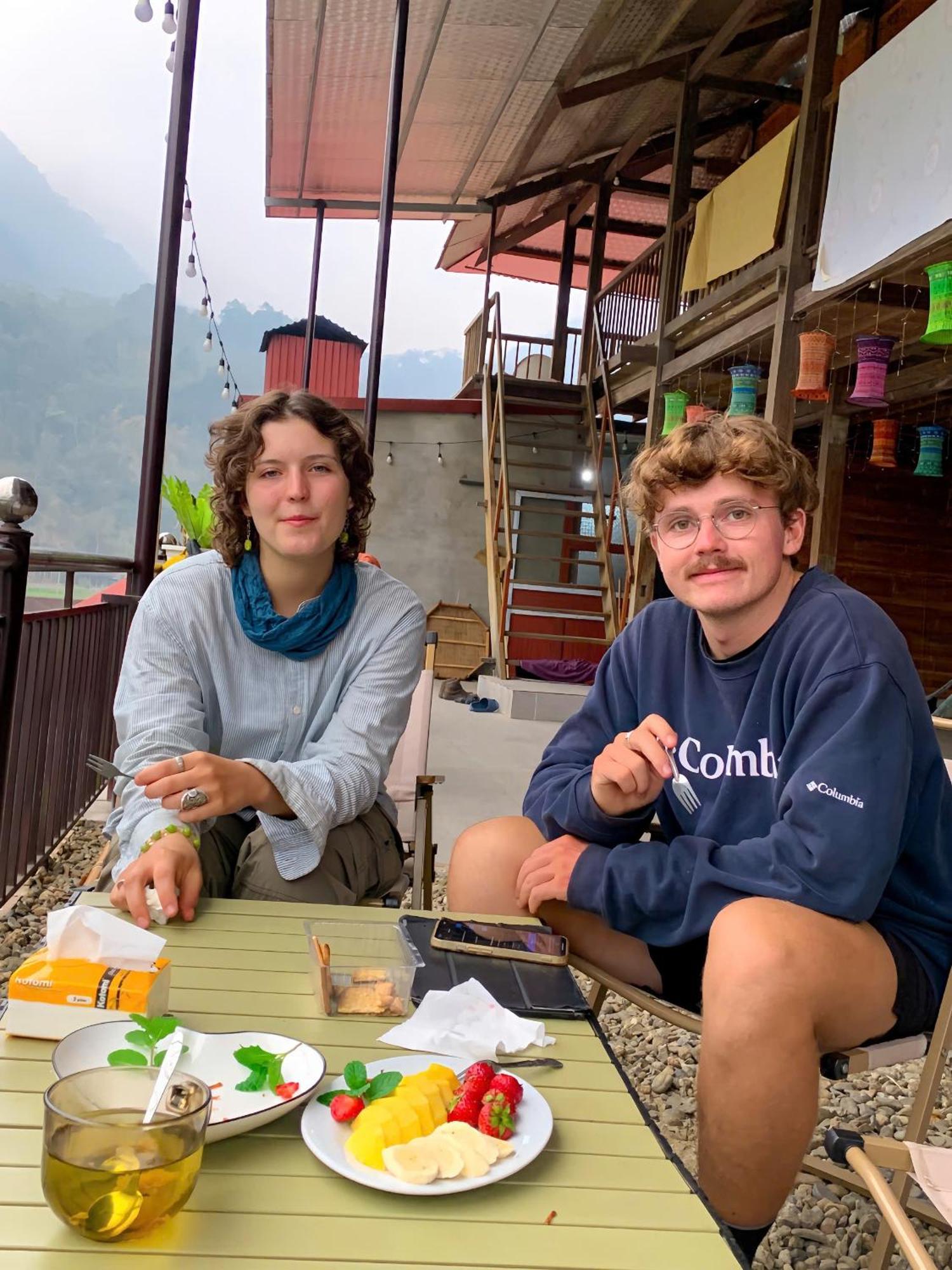 Duy Tuyen Ba Be Homestay Free Bbq Bac Kan Eksteriør bilde